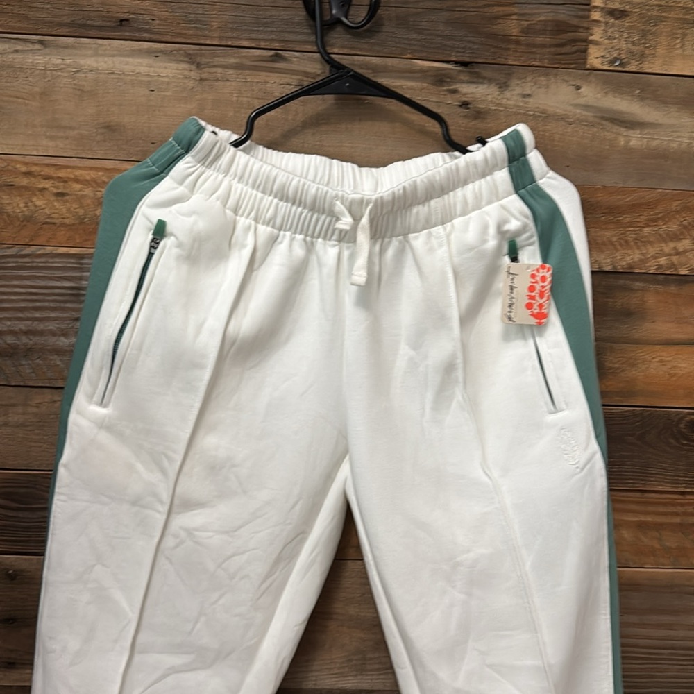 Free People Movement Joggers in White and Green - Picture 2 of 4